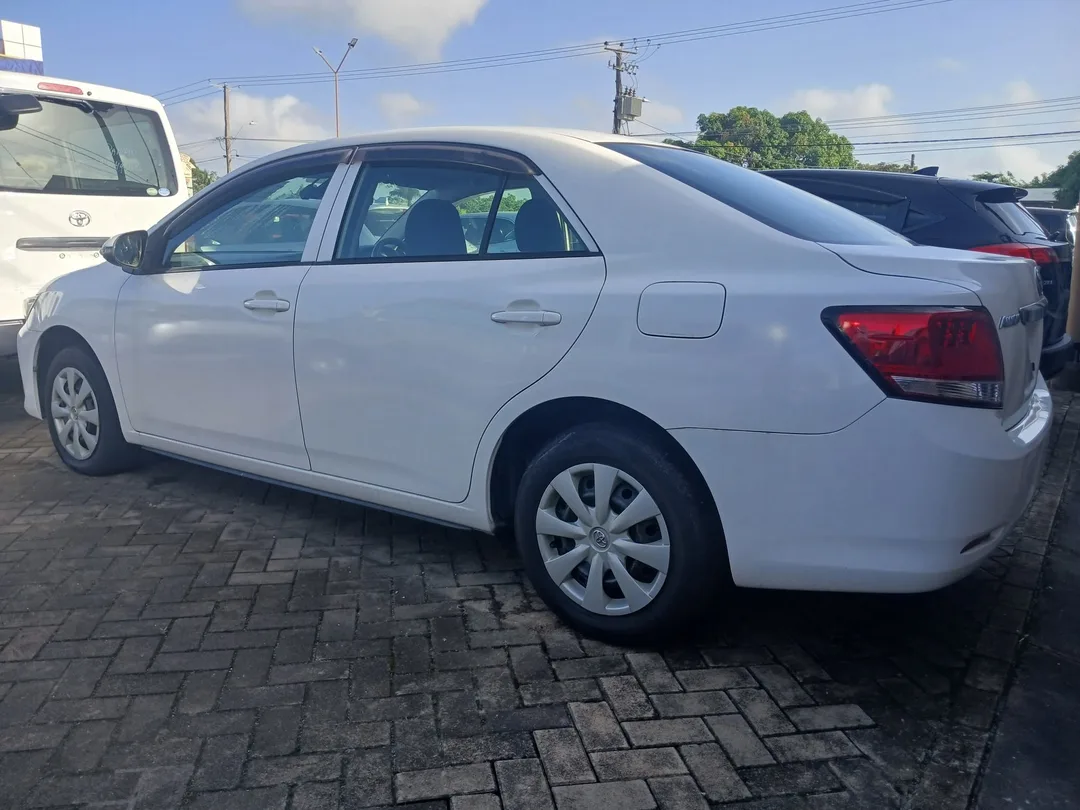 Toyota Allion 2018 — foto 3