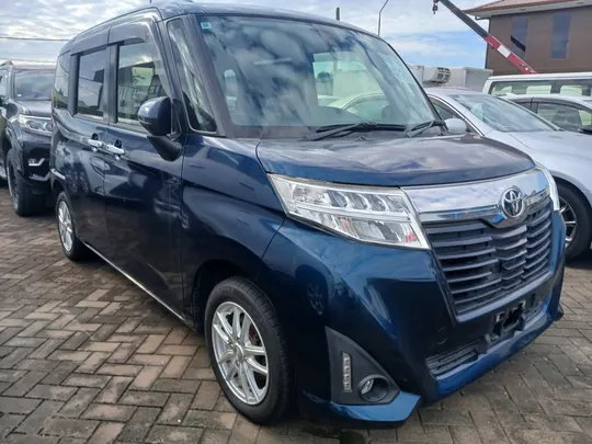 Toyota Roomy 2018