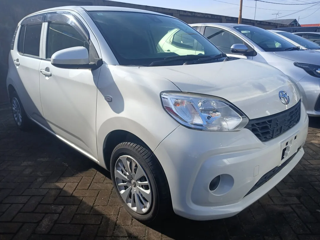 Toyota Passo 2017