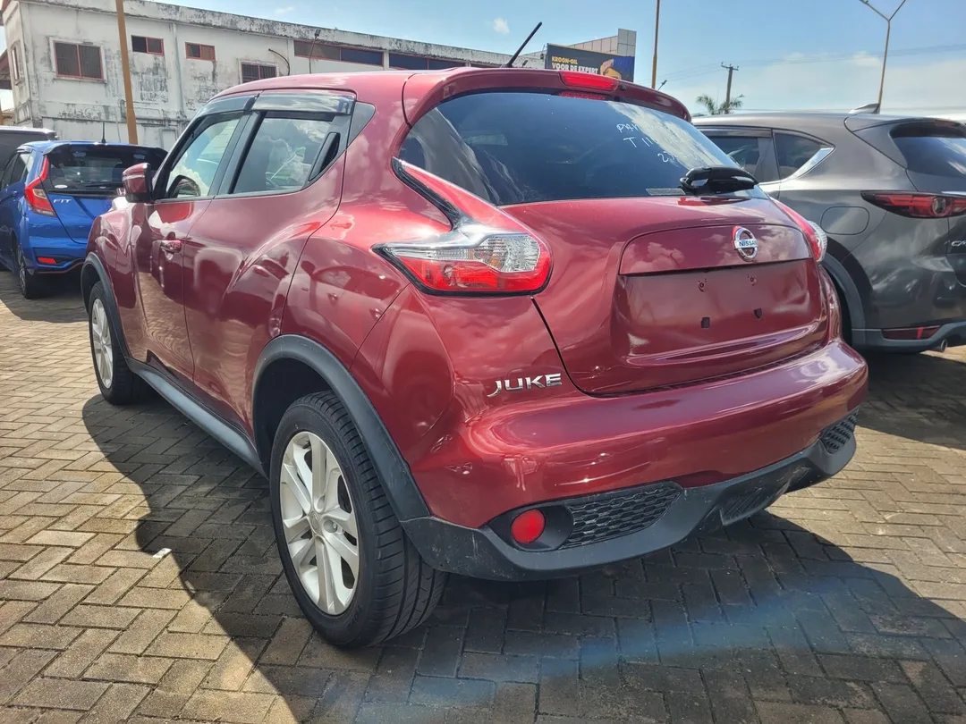 Nissan Juke 2018 — foto 2
