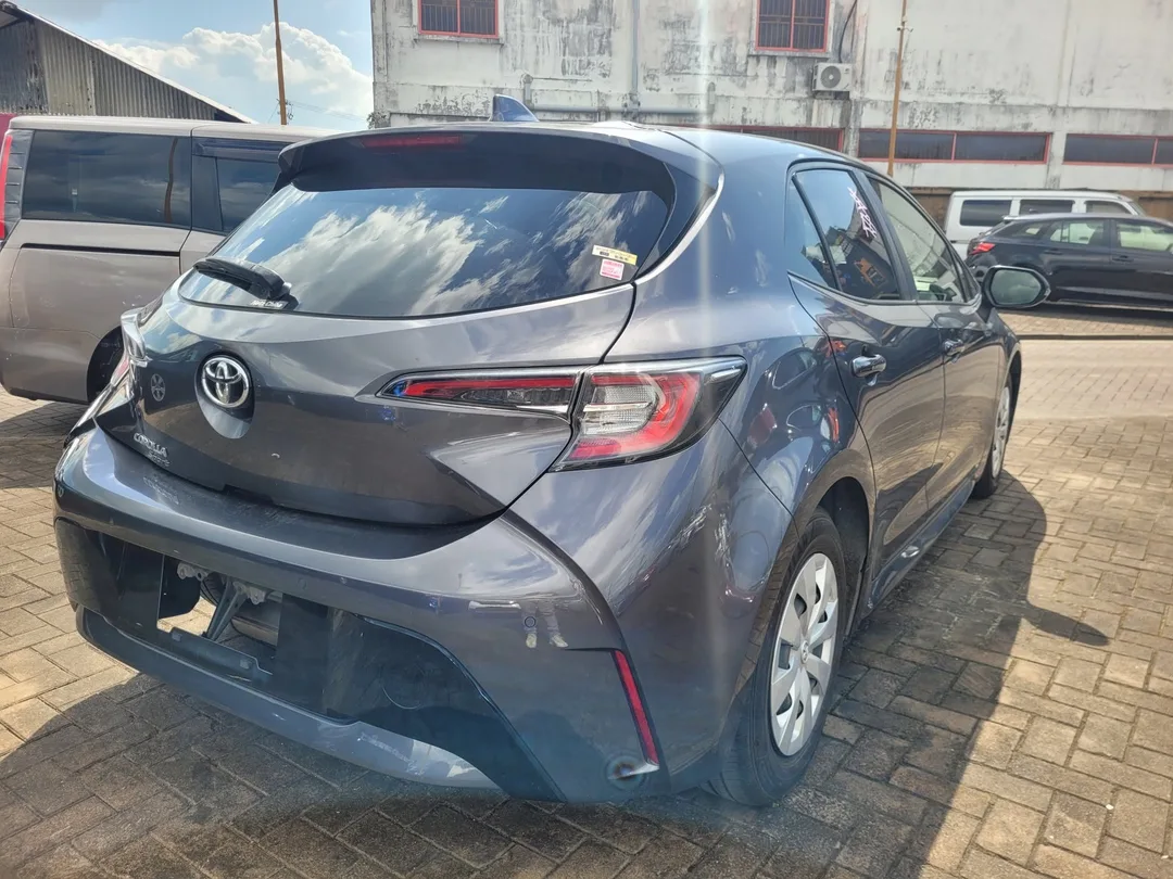 Toyota Corolla Sport 2021 — foto 2