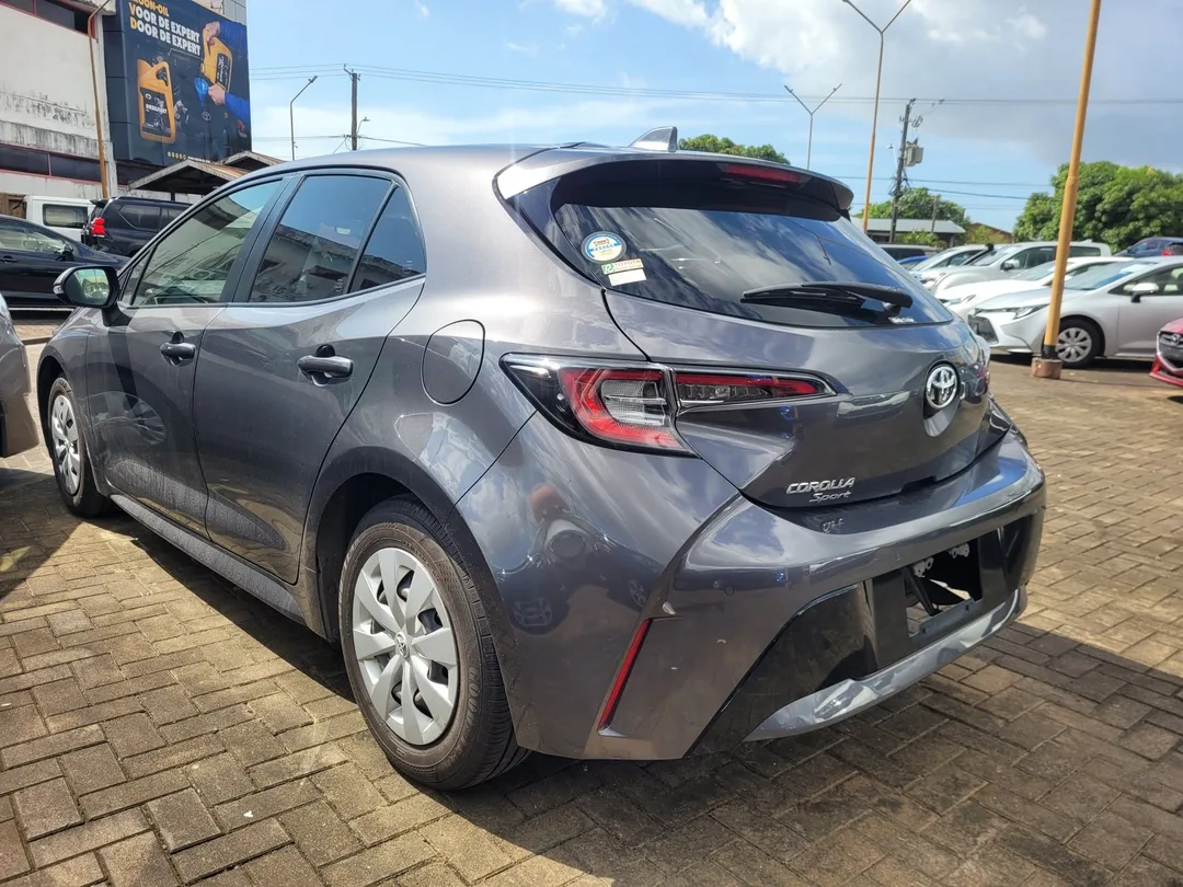 Toyota Corolla Sport 2021 — foto 3