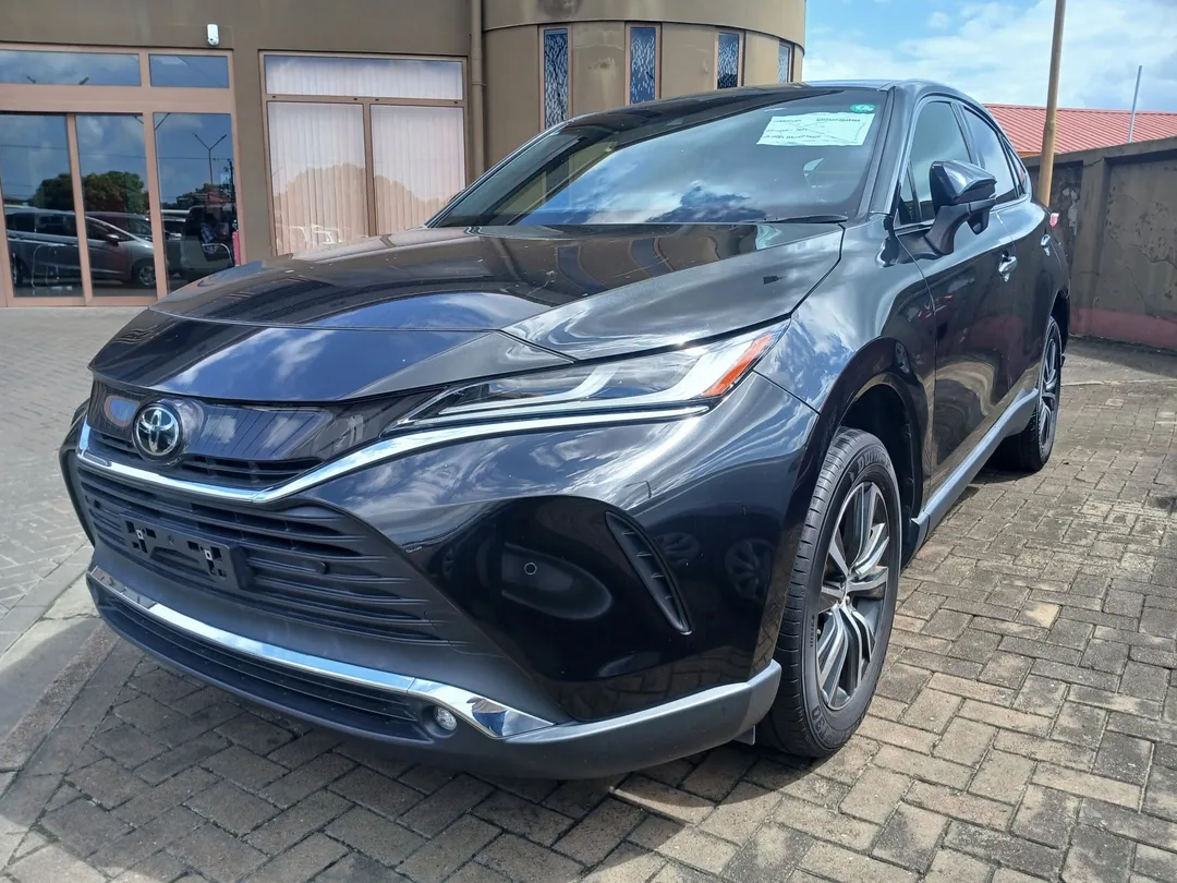 Toyota Harrier 2021