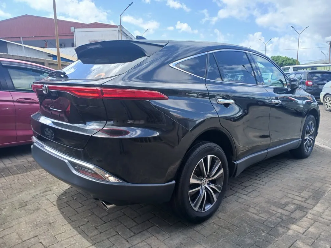 Toyota Harrier 2021 — foto 3