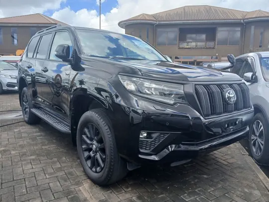 Toyota Land Cruiser Prado 2023