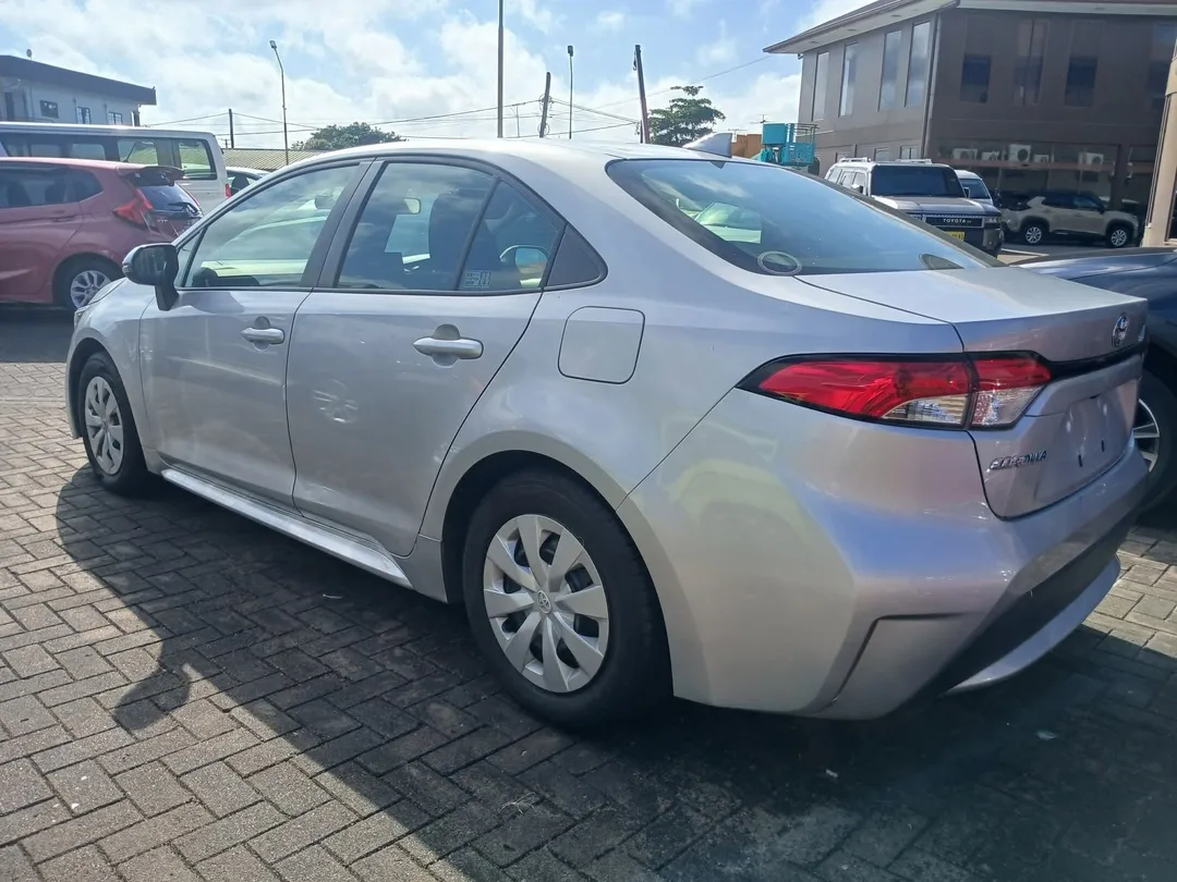 Toyota Corolla 2022 — foto 3