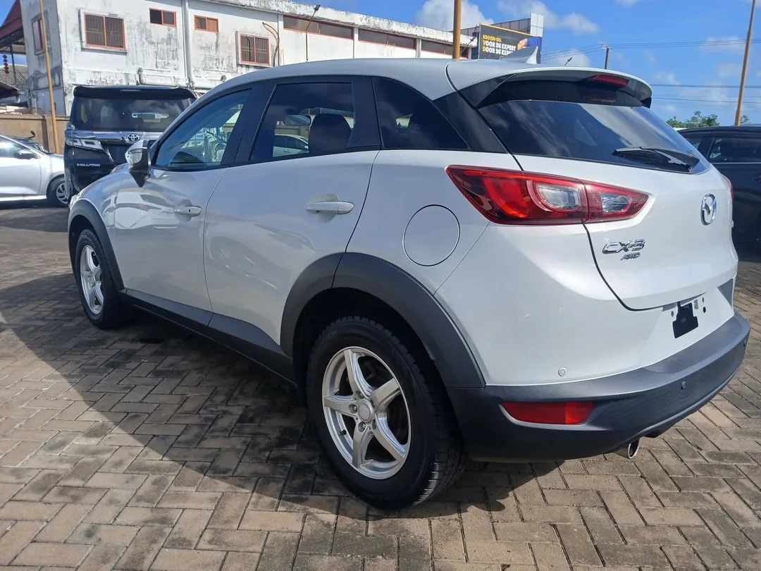 Mazda CX-3 2018 — foto 2