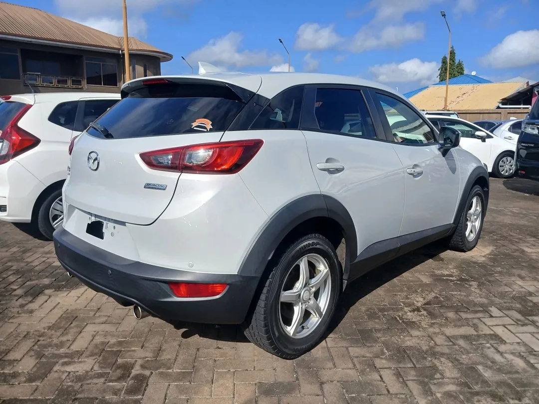 Mazda CX-3 2018 — foto 3