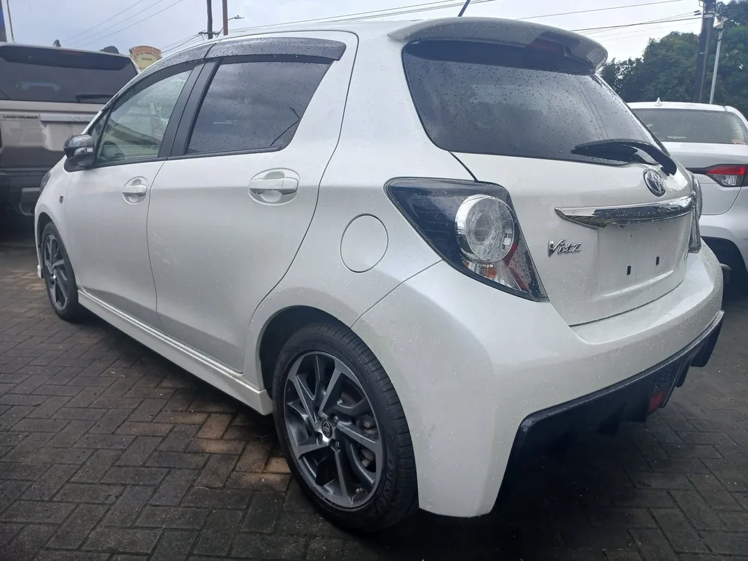 Toyota Vitz GR 2018 — foto 2