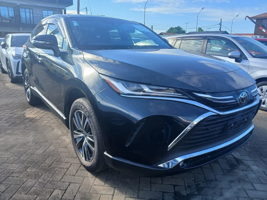 Toyota Harrier 2025