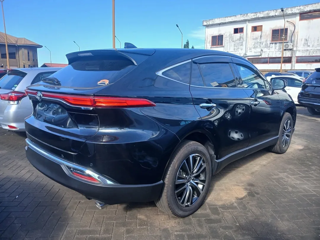 Toyota Harrier 2025 — foto 3