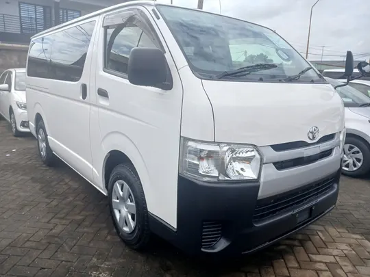 Toyota Hiace 2019